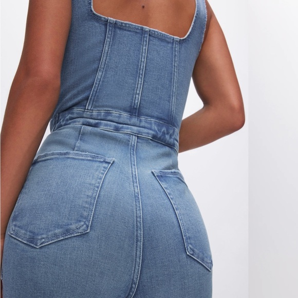 New w/o tag. Took off tag before trying on for size. - Picture 3 of 4